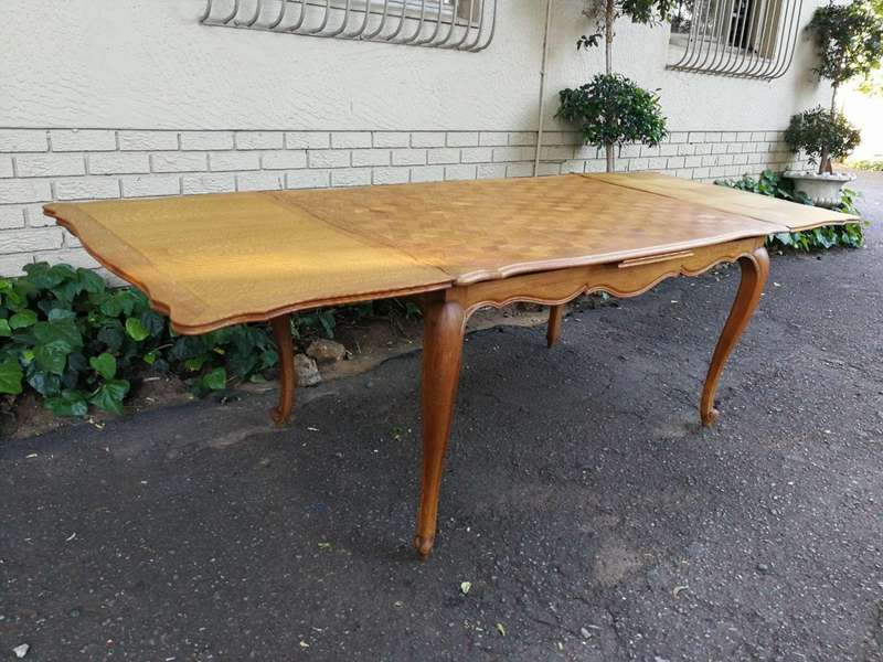 French Walnut Parquetry Extending Dining Table Parquetry Top, Slight Serpentine Outer Edge And Ca...