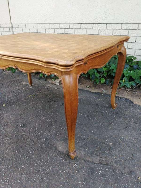 French Walnut Parquetry Extending Dining Table Parquetry Top, Slight Serpentine Outer Edge And Ca...
