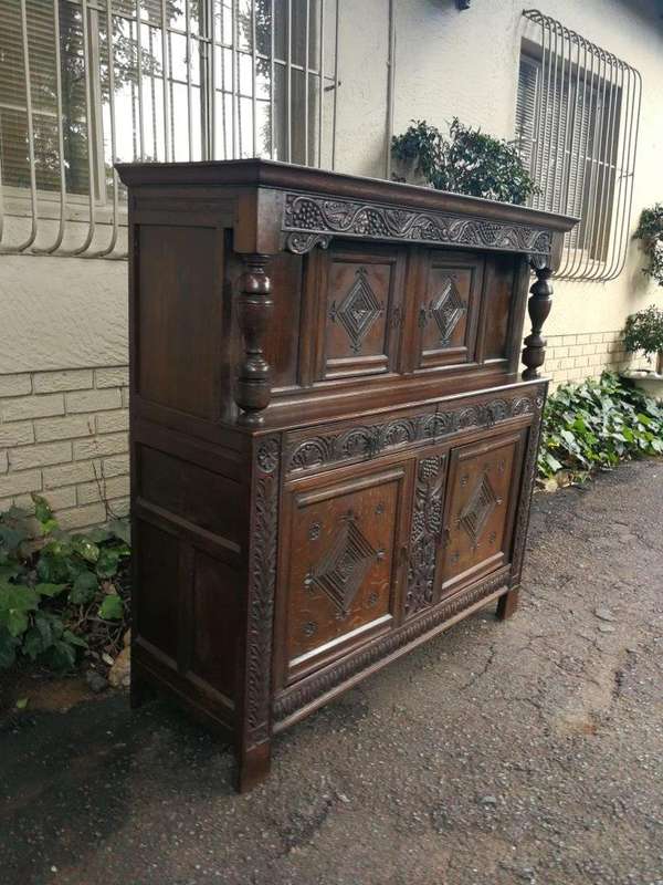 A Late 17th / Early 18th Century Oak Server / Court Cupboard (a sideboard used to store plates an...