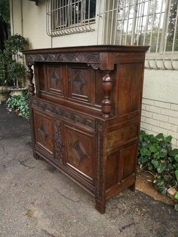 A Late 17th / Early 18th Century Oak Server / Court Cupboard (a sideboard used to store plates an...