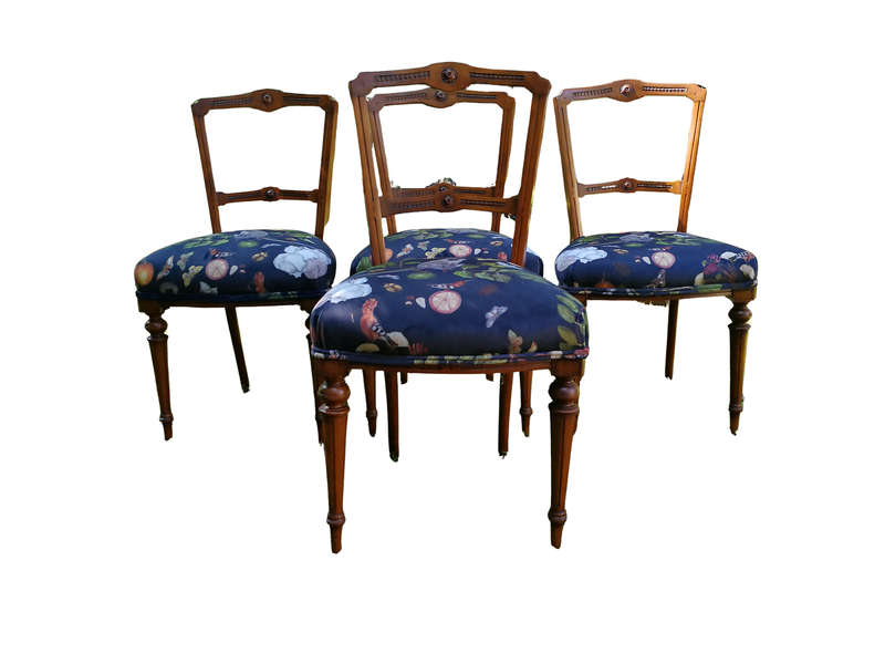 A Set Of Four (4) 4 Victorian Walnut Framed Dining Chairs