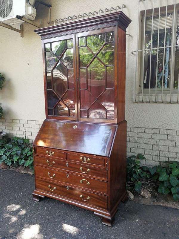 Georgian Mahogany Secretaire Bookcase, Circa 1800, In Two Parts - ND