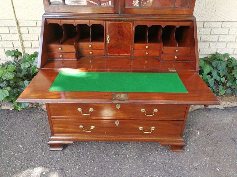 Georgian Mahogany Secretaire Bookcase, Circa 1800, In Two Parts - ND
