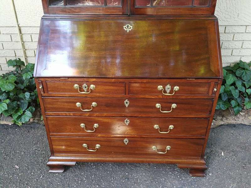 Georgian Mahogany Secretaire Bookcase, Circa 1800, In Two Parts - ND