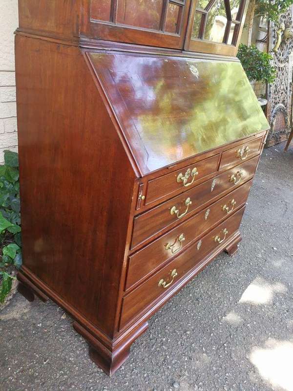 Georgian Mahogany Secretaire Bookcase, Circa 1800, In Two Parts - ND