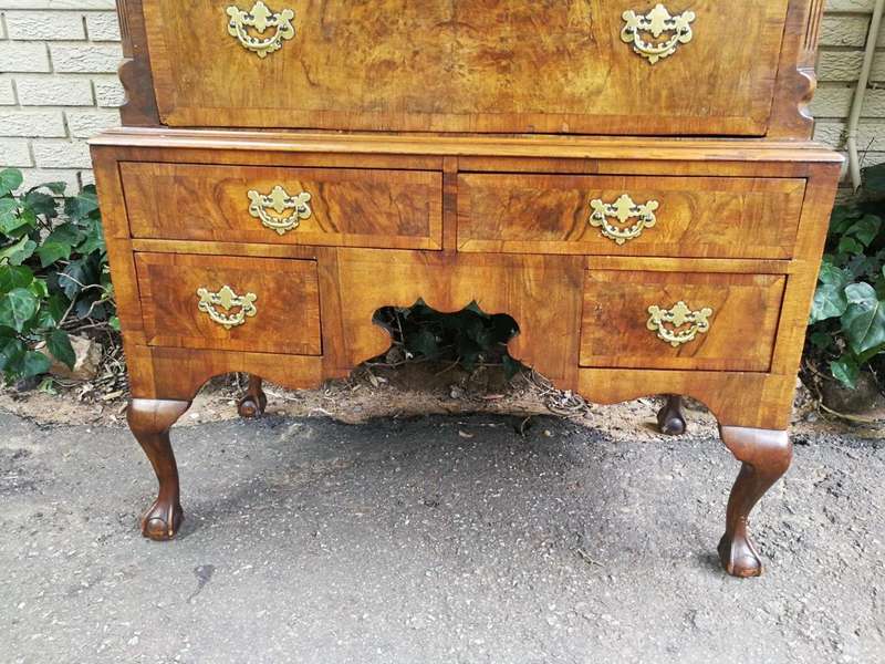Georgian Walnut Chest-On-Chest, Circa 1800, In Two Parts