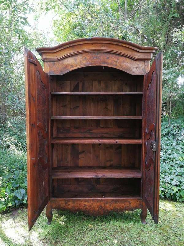 A French Burr Ash (Loupe De Frêne) Armoire