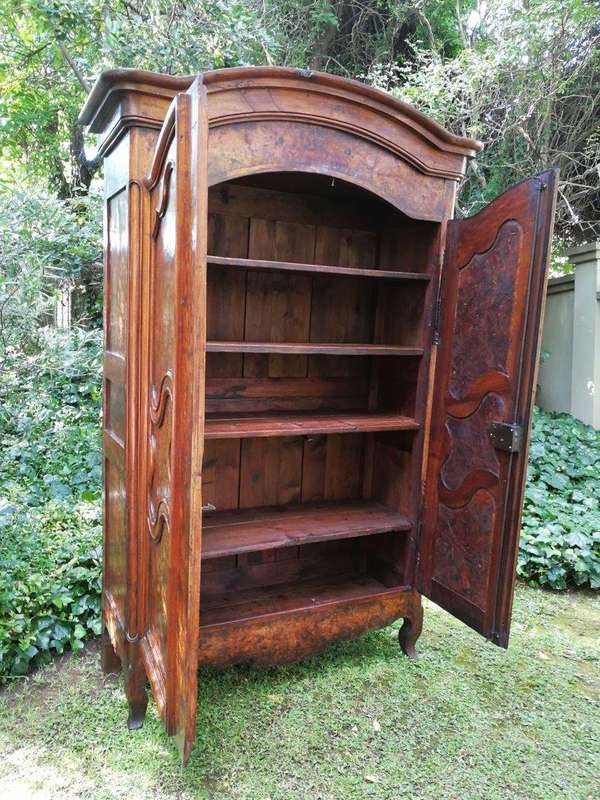 A French Burr Ash (Loupe De Frêne) Armoire