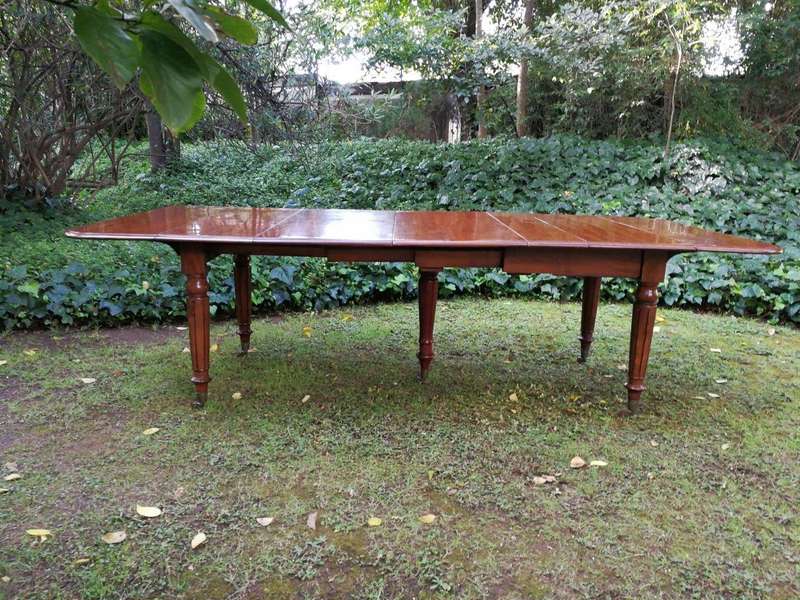 A 19th Century Mahogany Extending Dining Table On Castors (10 Seater)