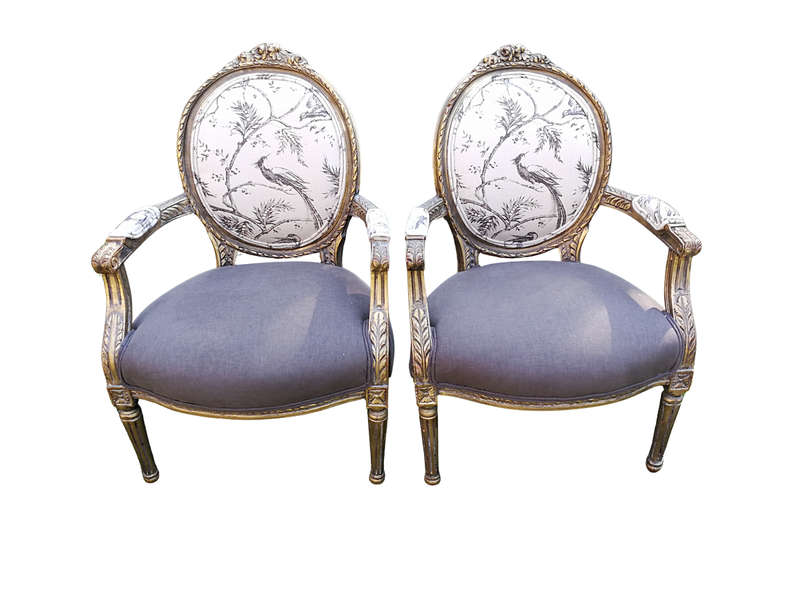 A Pair Of French Gilded Arm Chairs - ND