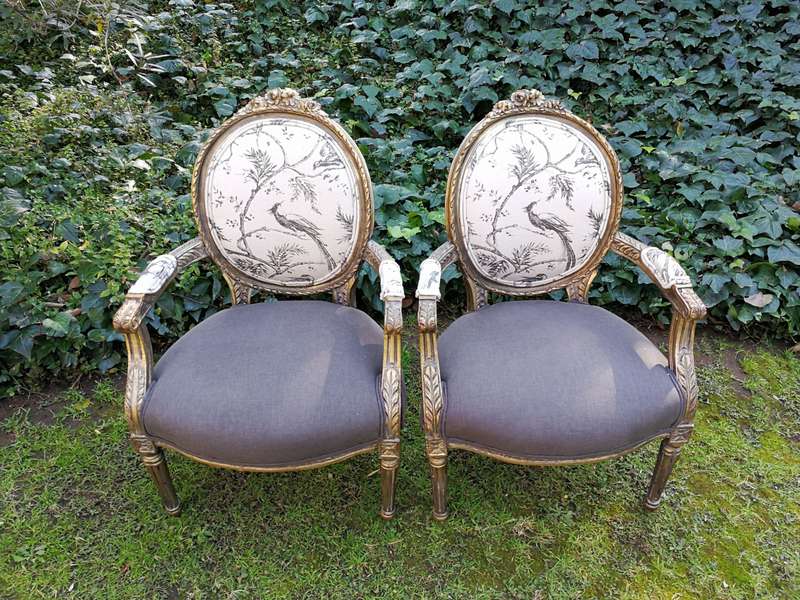 A Pair Of French Gilded Arm Chairs - ND
