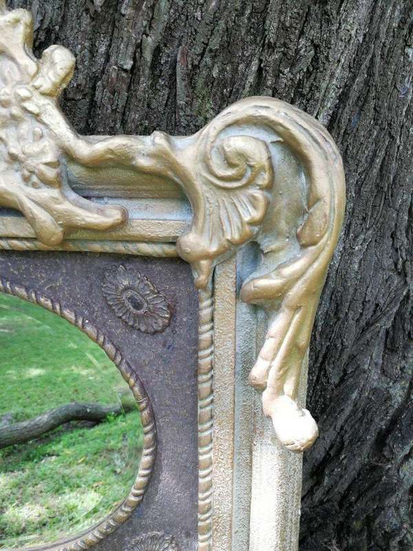 Ornately Carved Oval Gilded Mirror