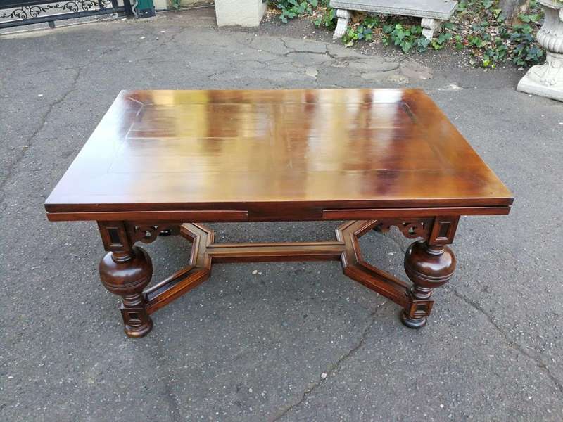 A Baroque Extending Dining Table/Entrance Table/Refectory Table (Folded the Table Seats 6, Extend...