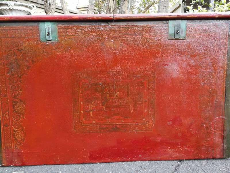 A Chinese Decorative Chest