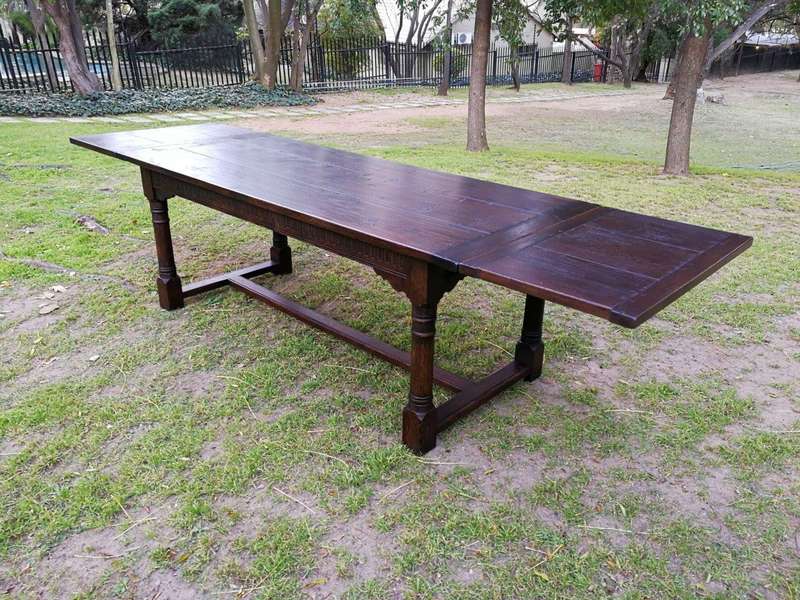 An 18th Century Extending Refectory Table (10 Seater)