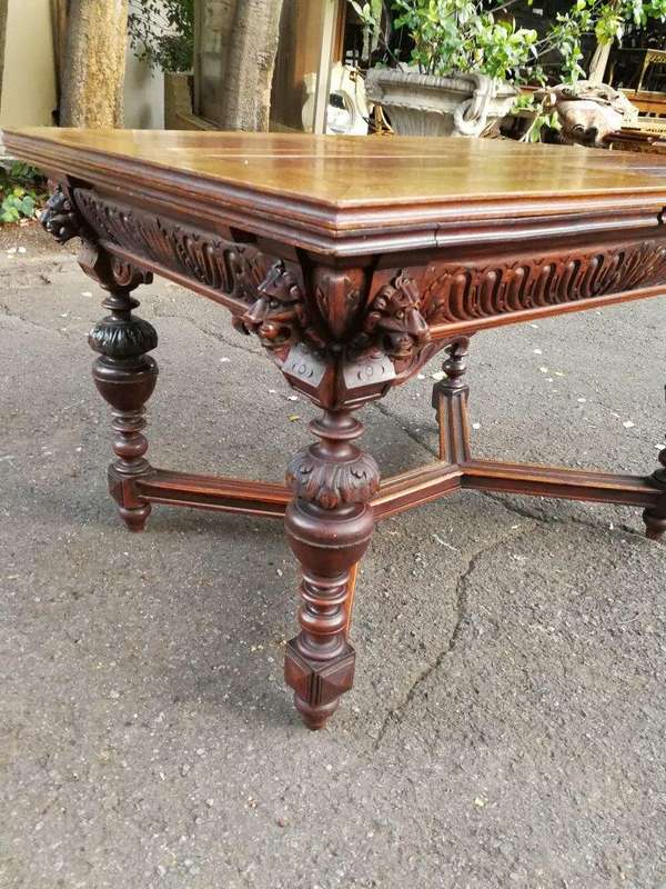 19th Century Dutch Oak " Draw Leaf Extension Table (8 Seater)