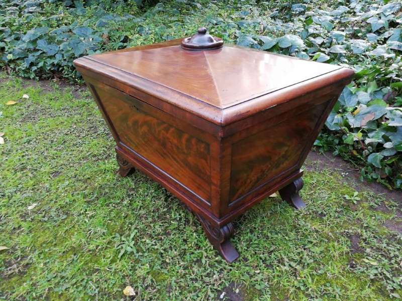 Victorian mahogany cellaret, BADA stamp, lead-lined interior fitted with open compartments for si...