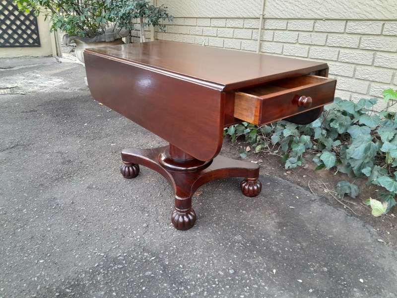 Victorian Mahogany Pembroke Table