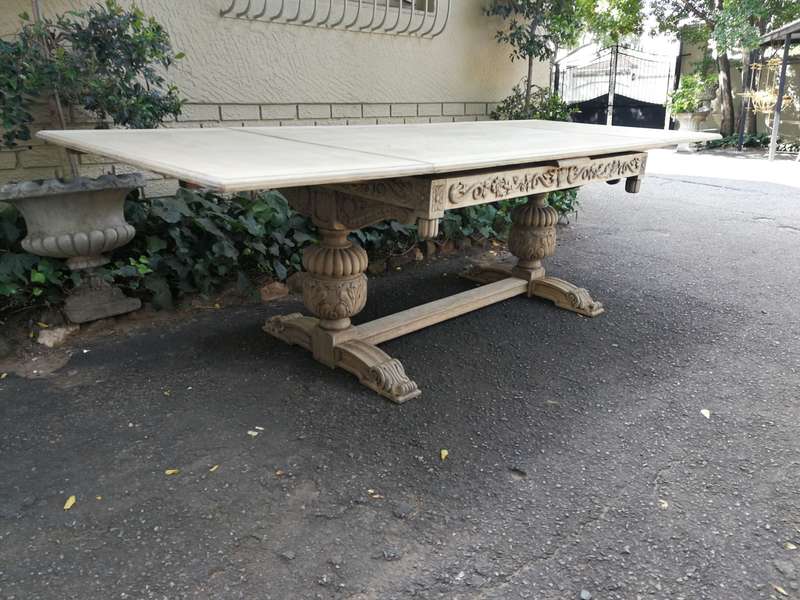 A 20TH Century Carved Dutch Oak Extension Dining / Entrance Table in a Contemporary Bleached Fini...