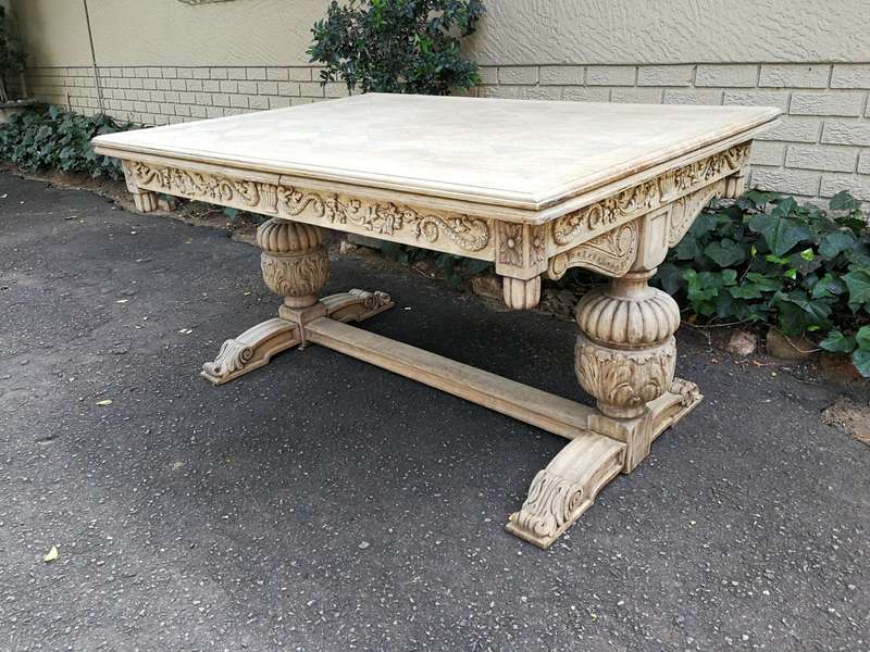 A 20TH Century Carved Dutch Oak Extension Dining / Entrance Table in a Contemporary Bleached Fini...
