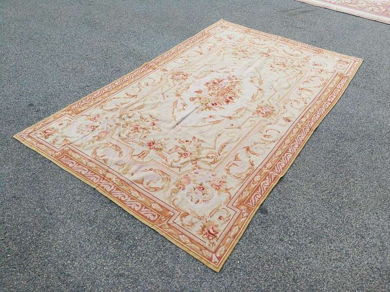 A Handmade French Aubusson Carpet / Rug - ND (No Discount)