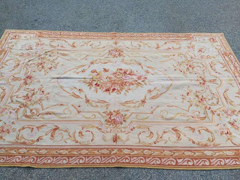 A Handmade French Aubusson Carpet / Rug - ND (No Discount)