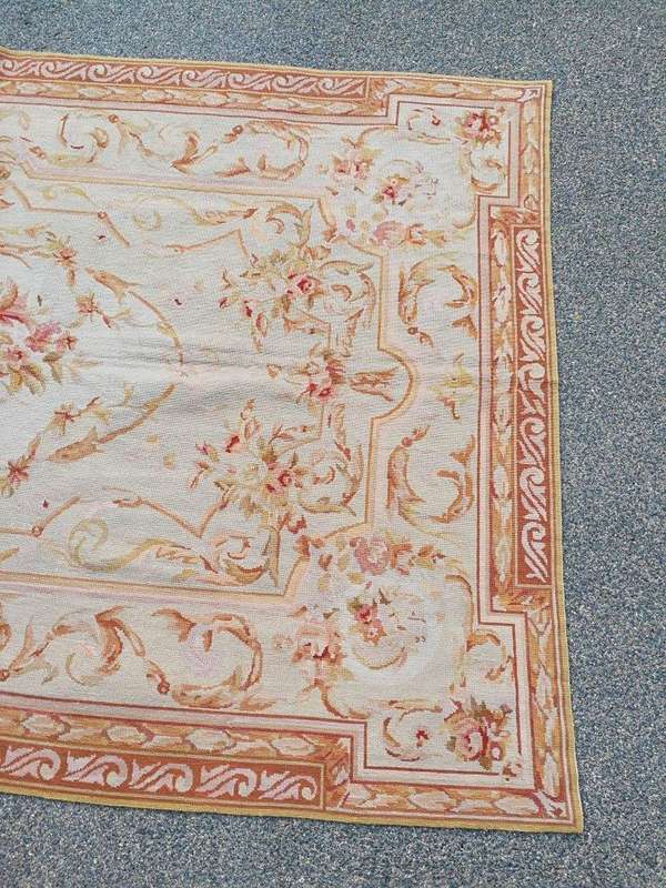 A Handmade French Aubusson Carpet / Rug - ND (No Discount)