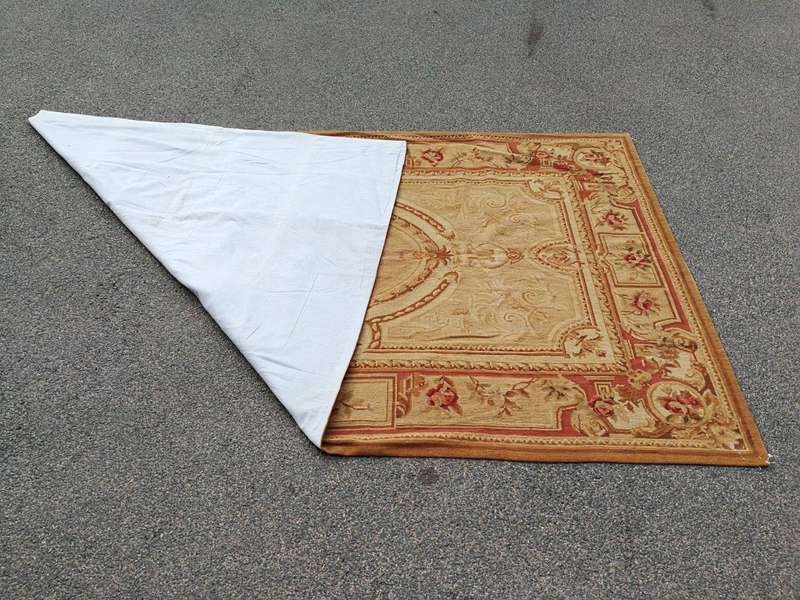 A Handmade French Aubusson Carpet / Rug