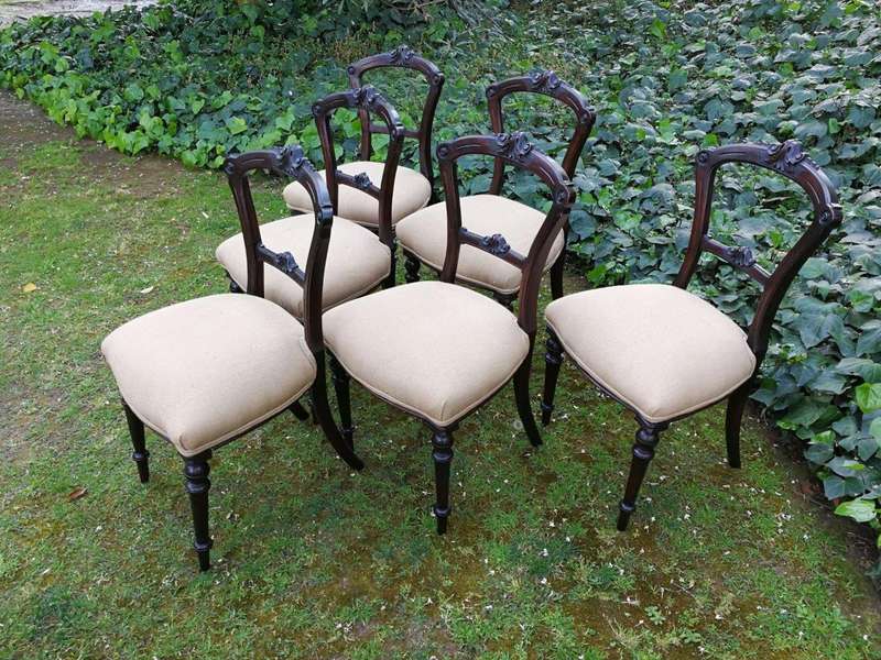 A Set Of 6 Victorian Carved Bustle Back Chairs