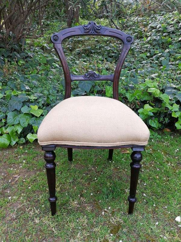 A Set Of 6 Victorian Carved Bustle Back Chairs