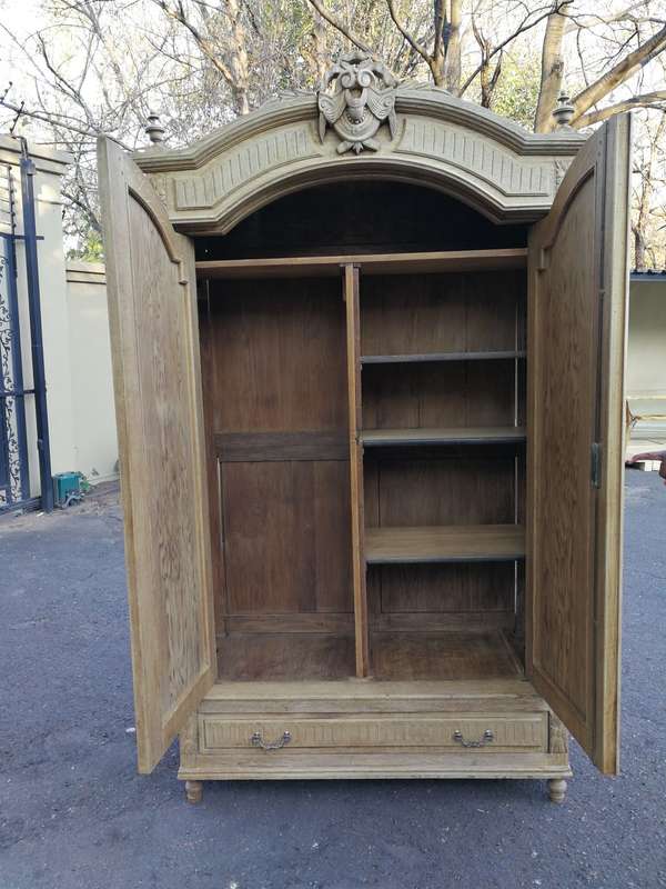 A 19th Century French Oak Armoire, with Bevelled Mirrors