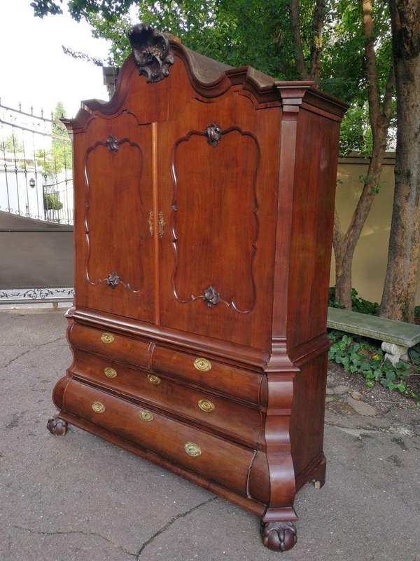 A Rare  Late 18th Century Dutch Walnut Armoire