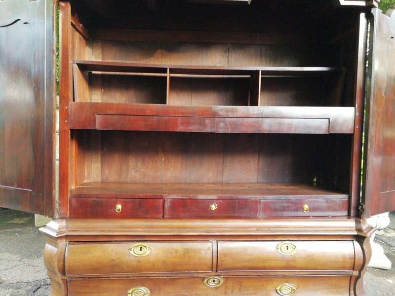 A Rare  Late 18th Century Dutch Walnut Armoire