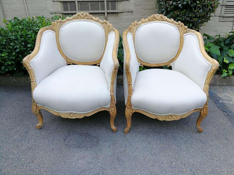 A French 20th Century Bleached / Stripped / Natural Walnut Bergére Settee and Pair of Armchairs