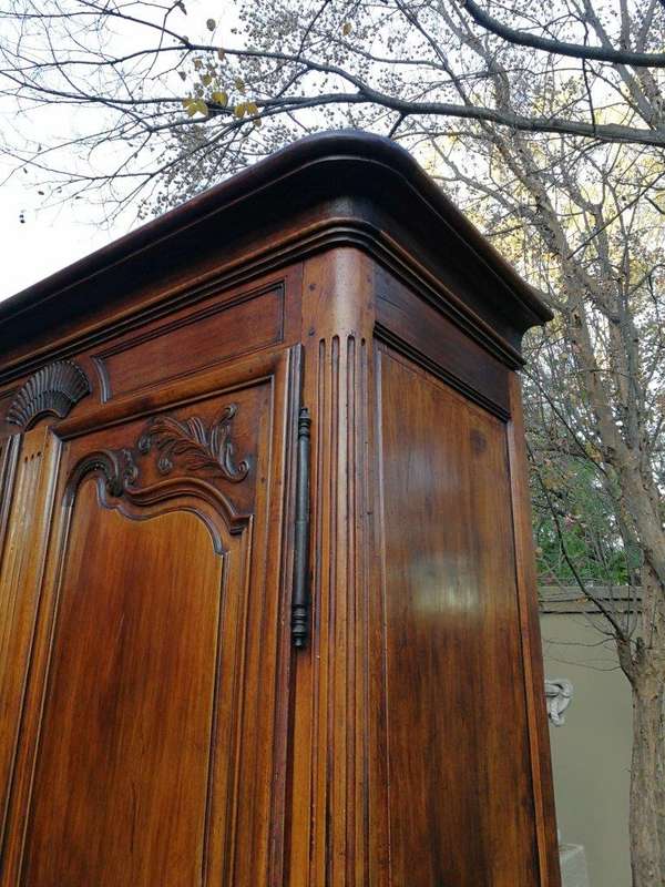 A Late 18th/early 19th century French Provincial Oak Armoire