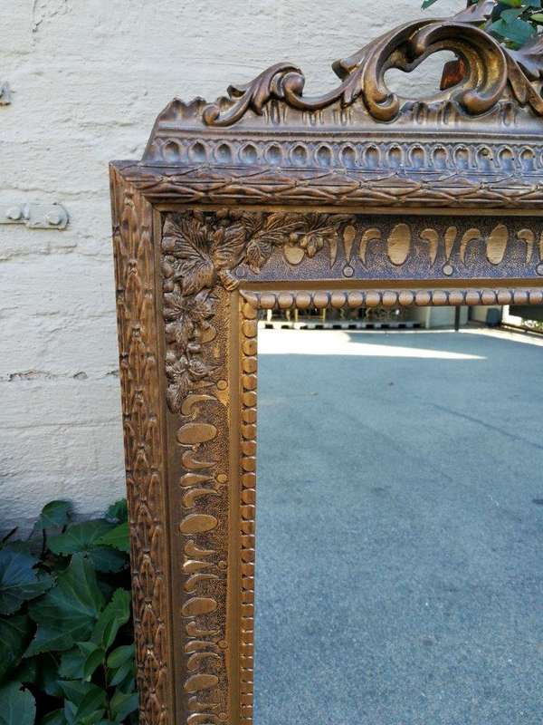 A Gilt-painted Wooden and Composite Mirror, Circa 20th Century