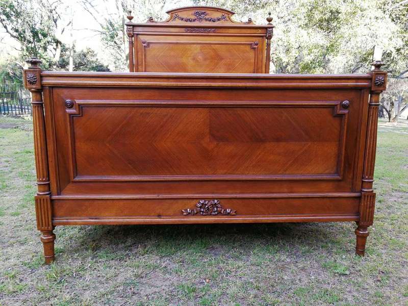 A Vintage French Carved Three-quarter Walnut Bed