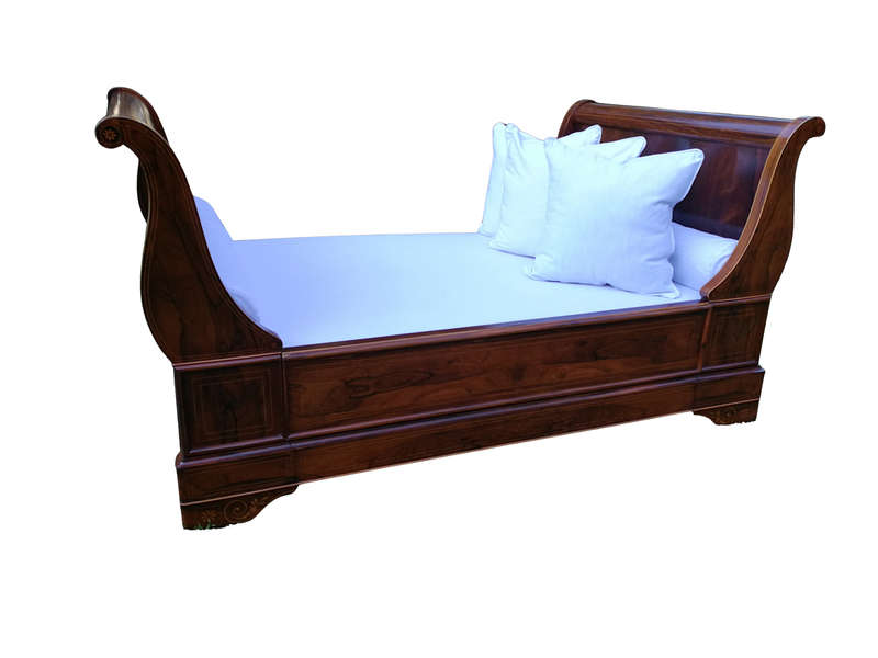 A 19th Century French Rosewood Lit Bateau