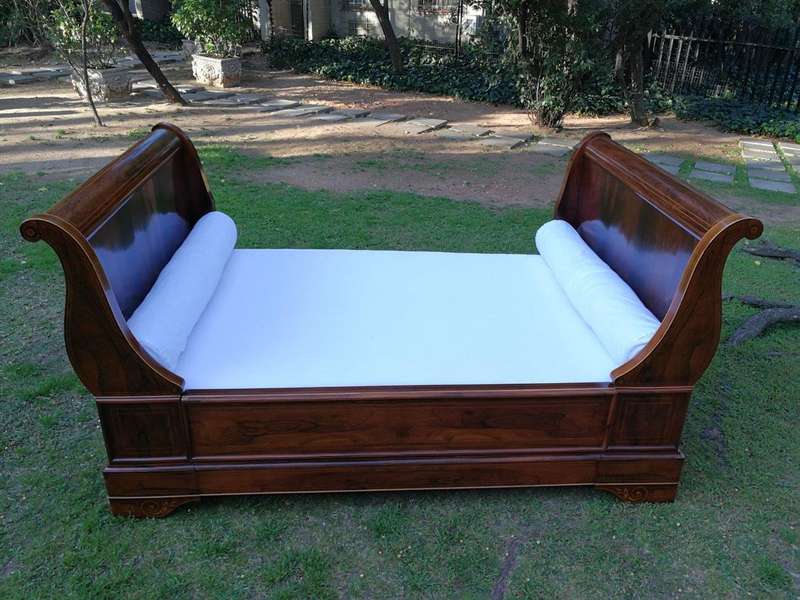 A 19th Century French Rosewood Lit Bateau