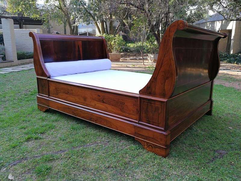 A 19th Century French Rosewood Lit Bateau