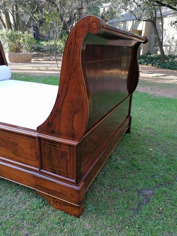 A 19th Century French Rosewood Lit Bateau