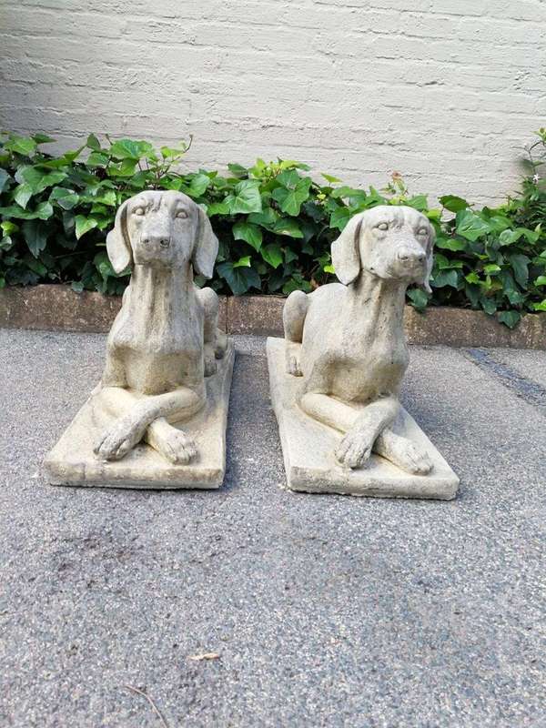A Pair of Large 20th Century English Cast Stone Concrete Dogs ND