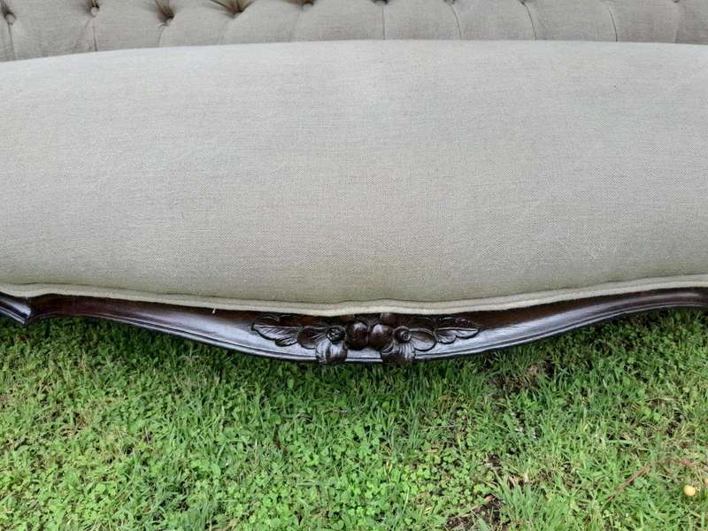 An Antique Victorian Mahogany Settee