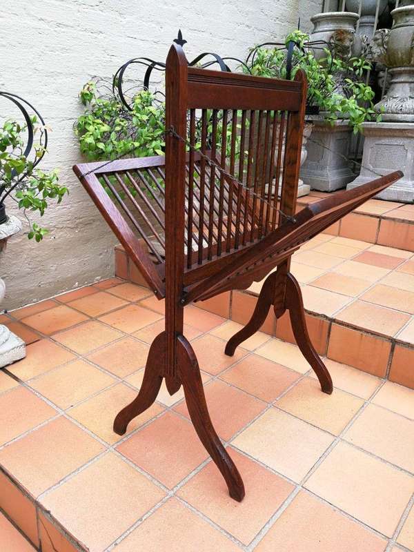 An Oak Wood Folio Stand (Used For Large Books, Maps, Art Or Documents)