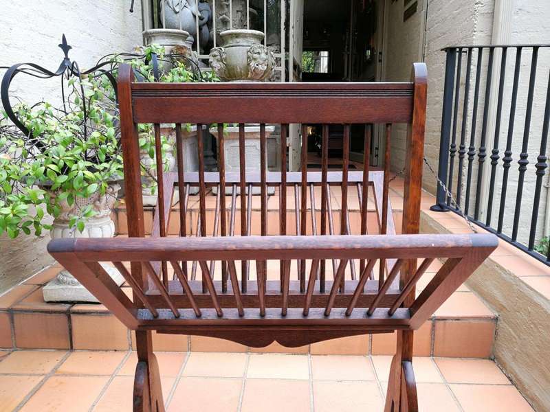 An Oak Wood Folio Stand (Used For Large Books, Maps, Art Or Documents)