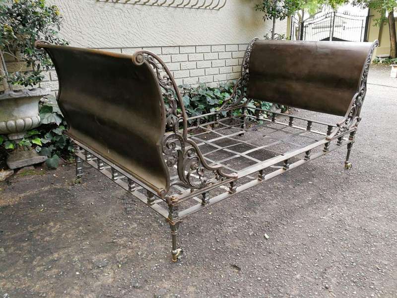 An Extremely Rare Mid 19th Century Circa 1850, French Napoleon Metal Daybed With Four Casters