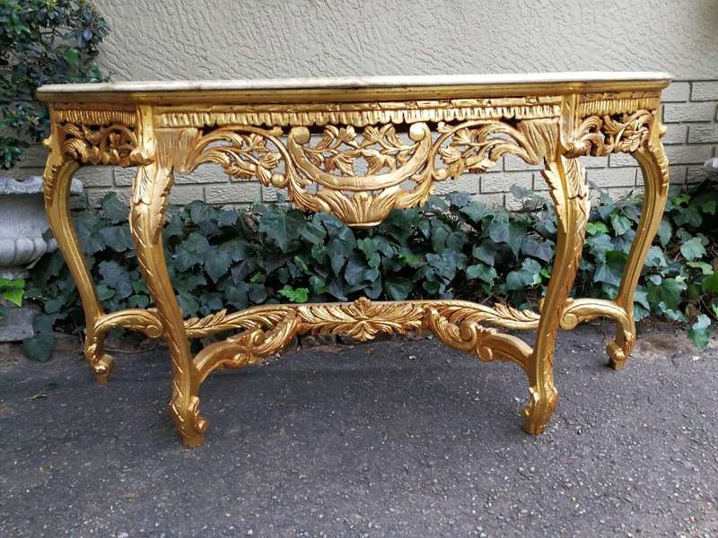 A 20th Century French Style Marble and Gilt-wood Console Table
