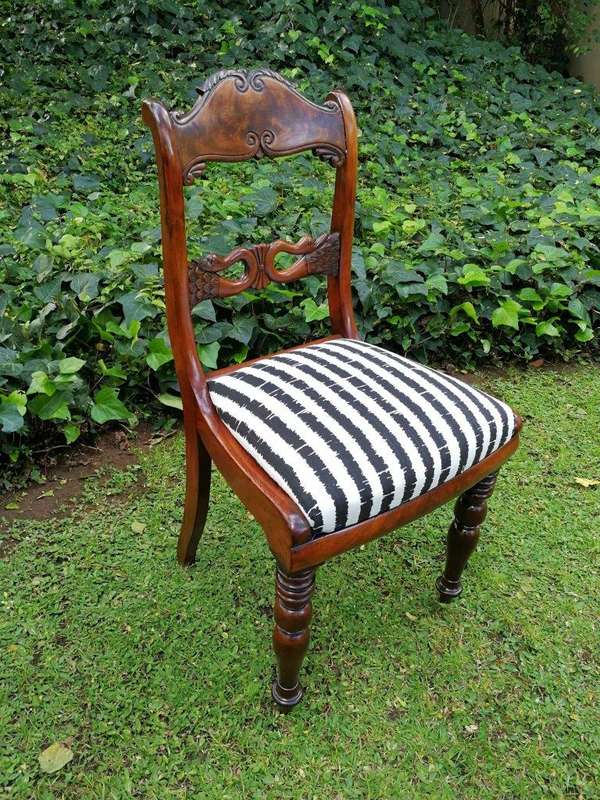 A Set Of Five 19th Century Circa 1860 Victorian Mahogany Chairs
