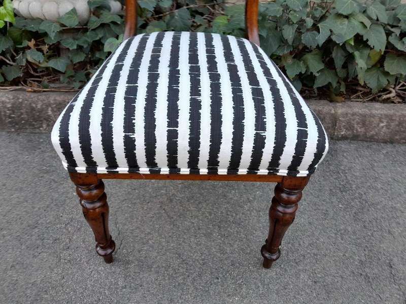 A 19th Century Circa 1890 Victorian Walnut Bustle Back Chair