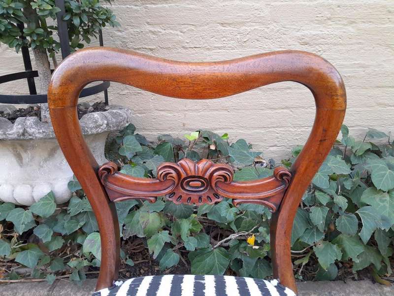 A 19th Century Circa 1890 Victorian Walnut Bustle Back Chair